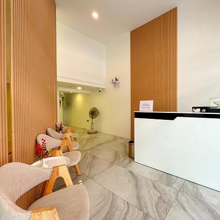 Arawana Express Sukhumvit 22 Aparthotel Bangkok Bagian luar foto