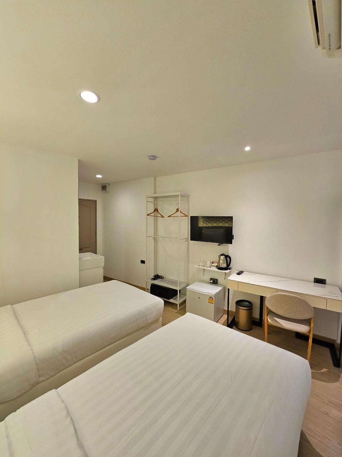 Arawana Express Sukhumvit 22 Aparthotel Bangkok Bagian luar foto