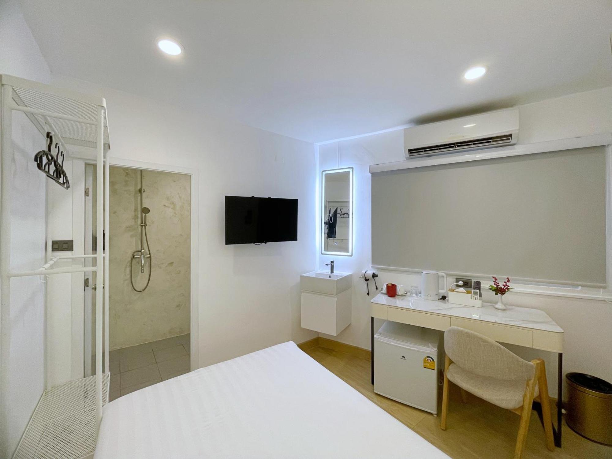 Arawana Express Sukhumvit 22 Aparthotel Bangkok Bagian luar foto