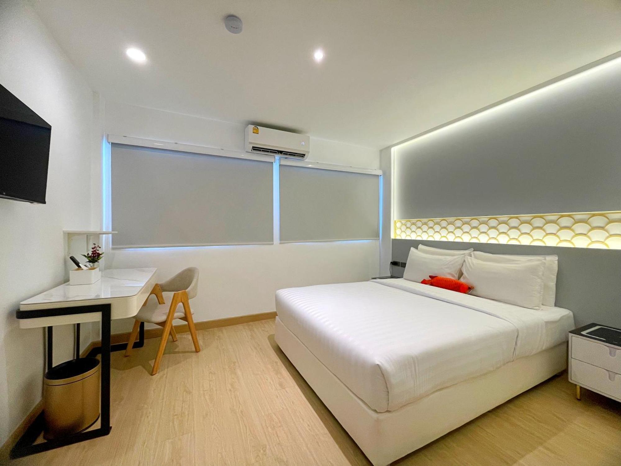 Arawana Express Sukhumvit 22 Aparthotel Bangkok Bagian luar foto