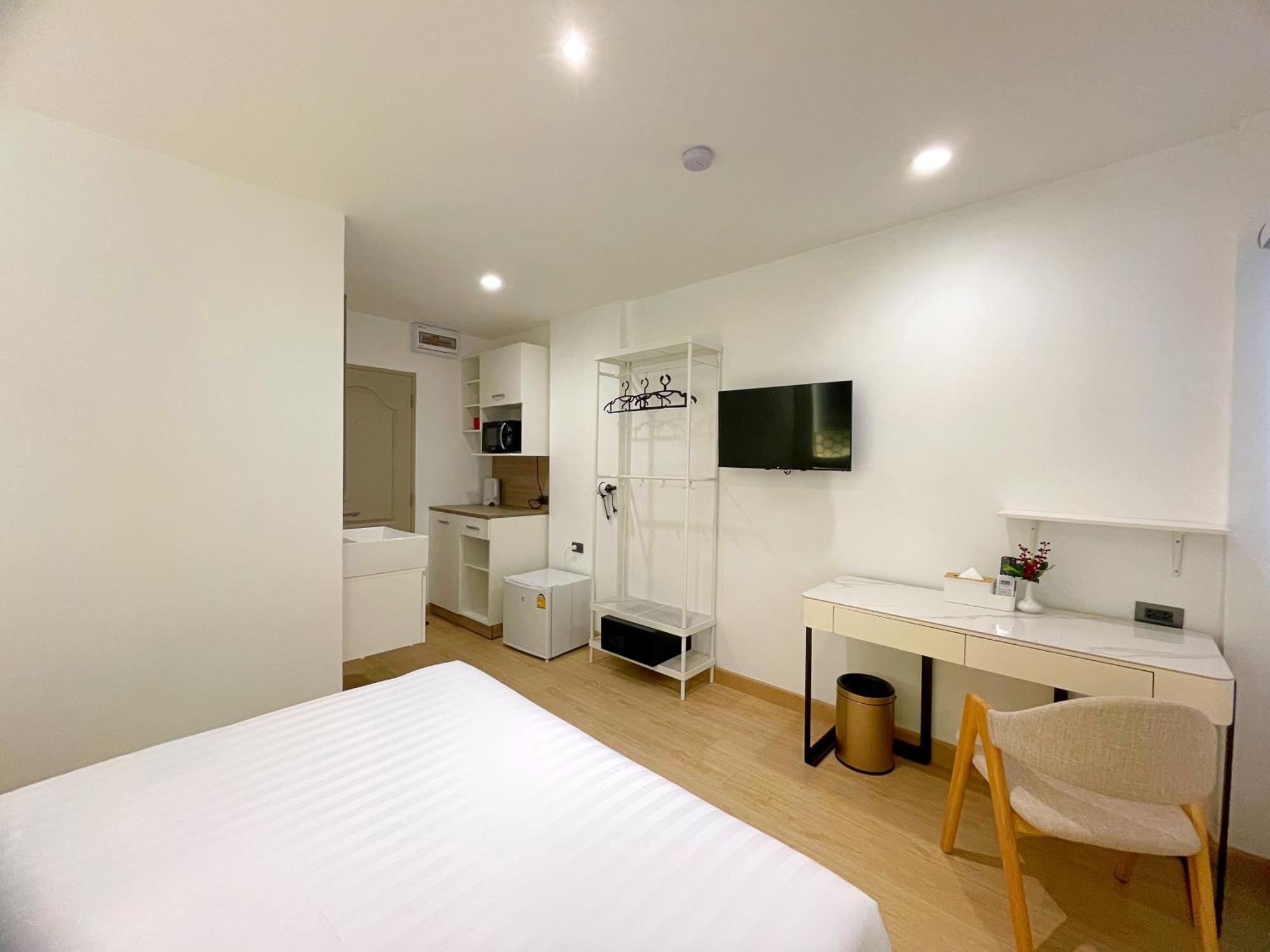 Arawana Express Sukhumvit 22 Aparthotel Bangkok Bagian luar foto