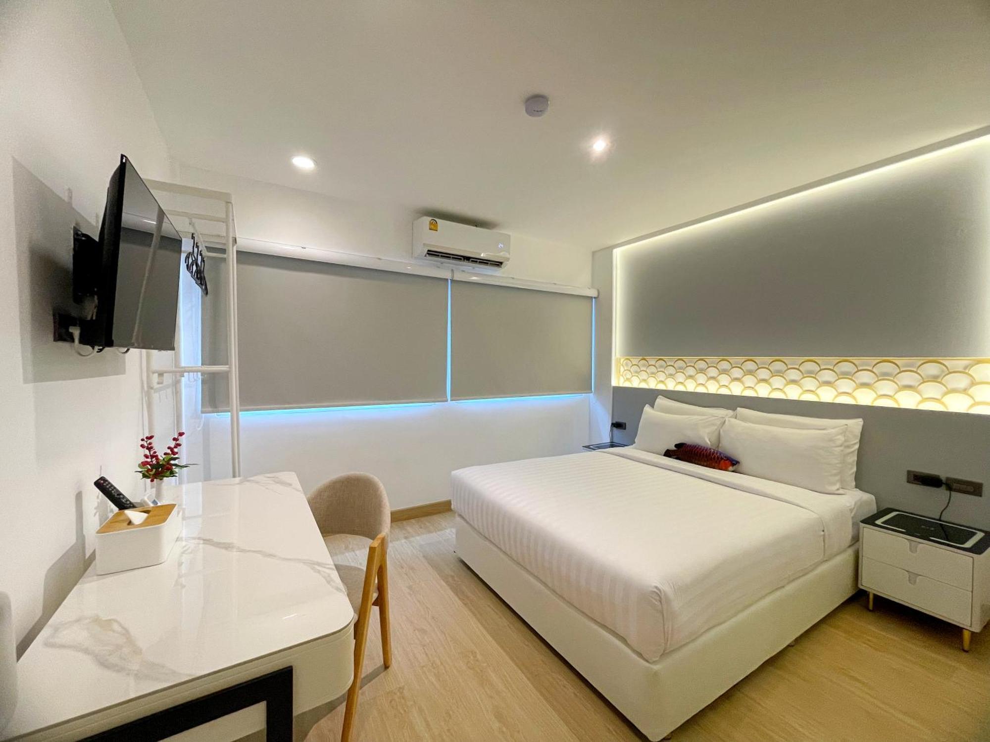 Arawana Express Sukhumvit 22 Aparthotel Bangkok Bagian luar foto